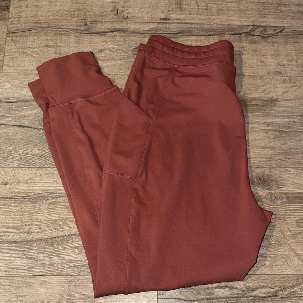 Fabletics Women's Rust Leggings